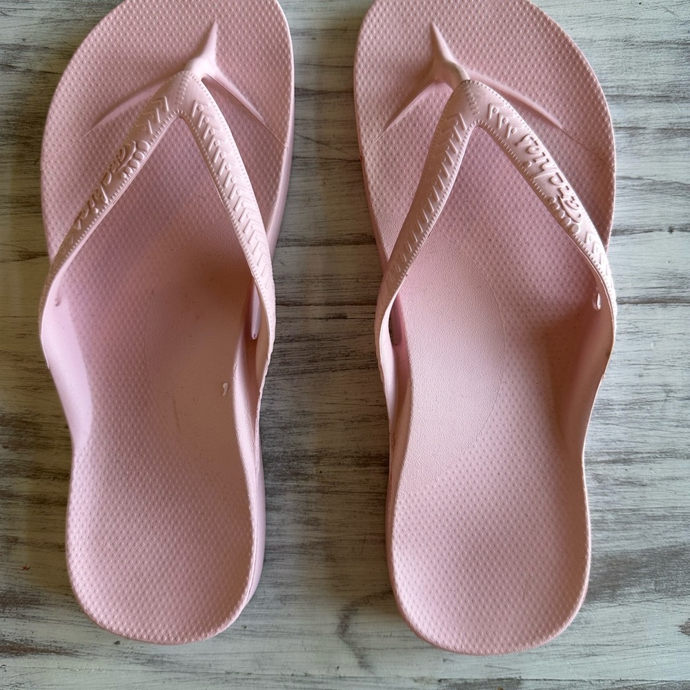 Archies Women's Pink Flip Flop Sandals - Lightweight Comfort